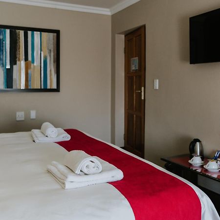 Le Grand Chateau Hotel ปาเรส ภายนอก รูปภาพ