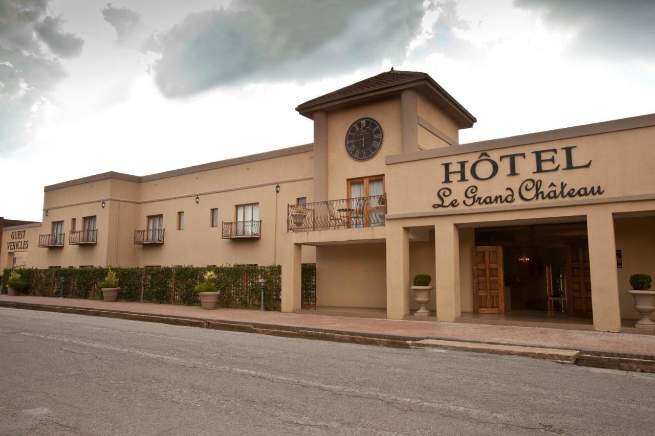 Le Grand Chateau Hotel ปาเรส ภายนอก รูปภาพ