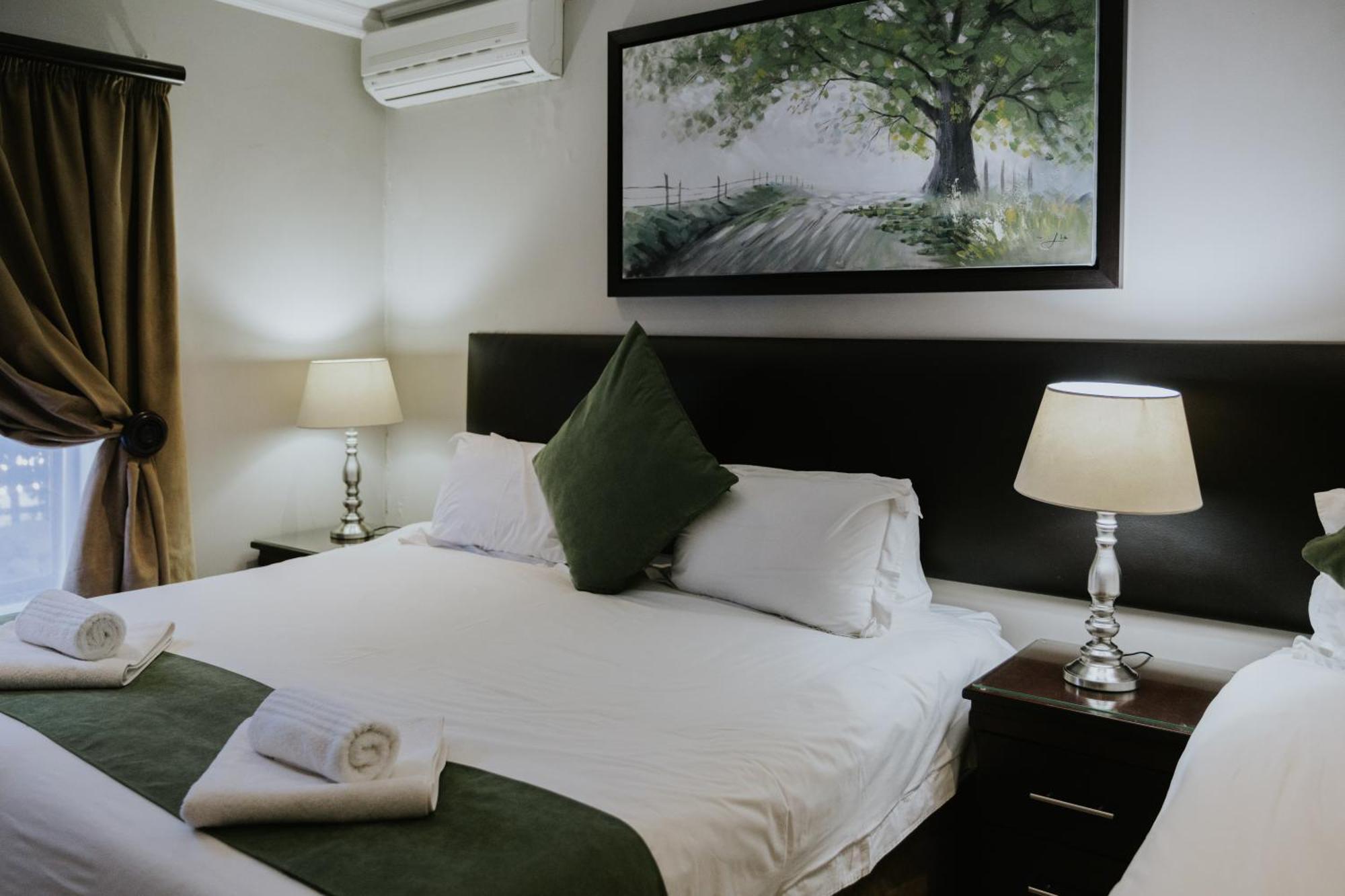 Le Grand Chateau Hotel ปาเรส ภายนอก รูปภาพ